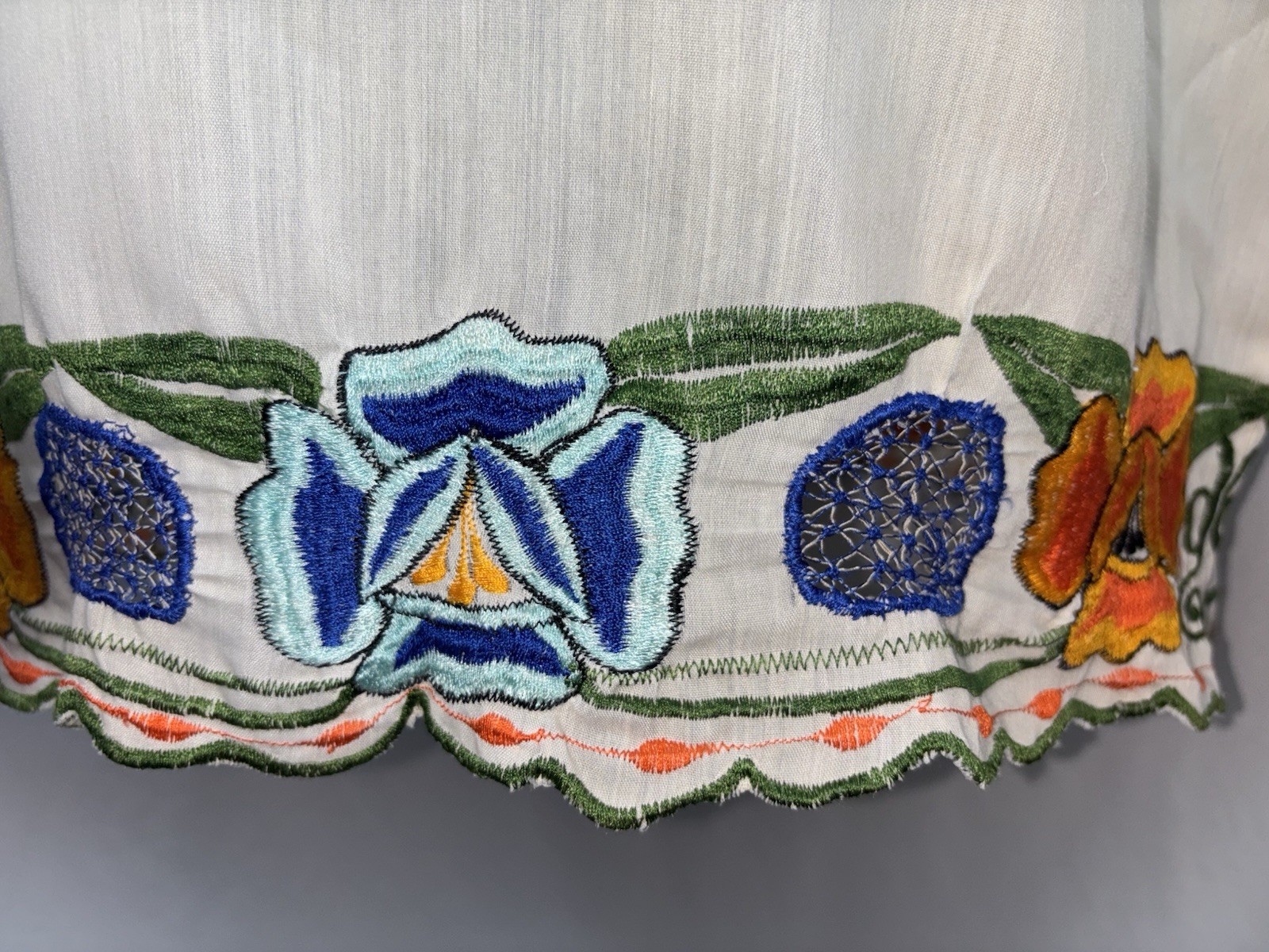 Handmade Mexican Dress Size L Pullover Embroidered Floral Neck-Bottom Hem Beige