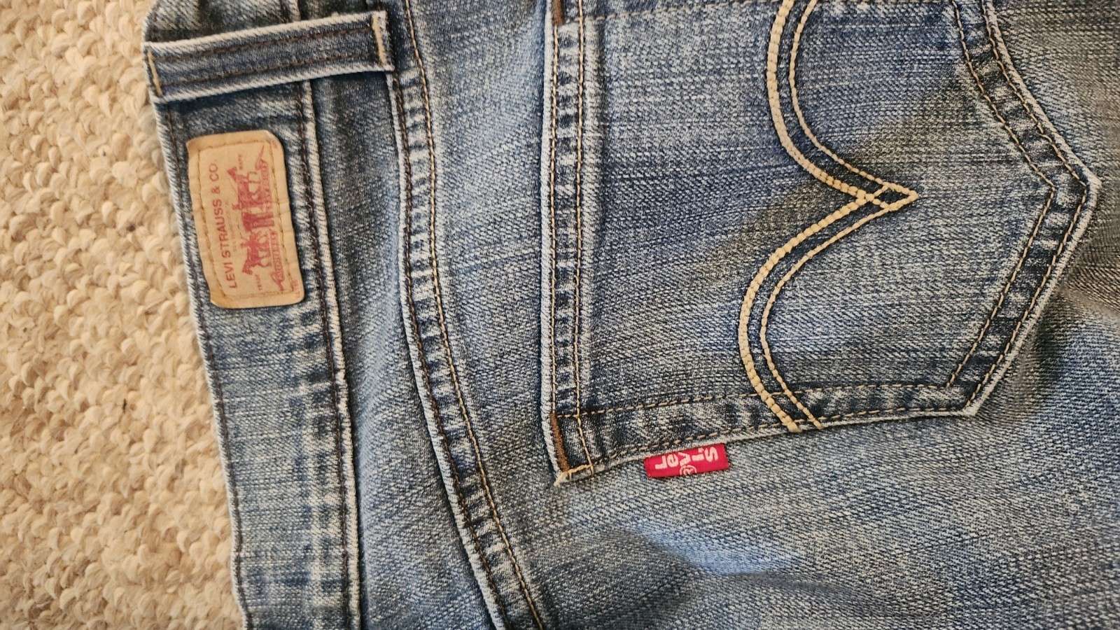 Levi’s Tilted 504 Jeans Vintage, Size 9 Medium, Long Fit Juniors