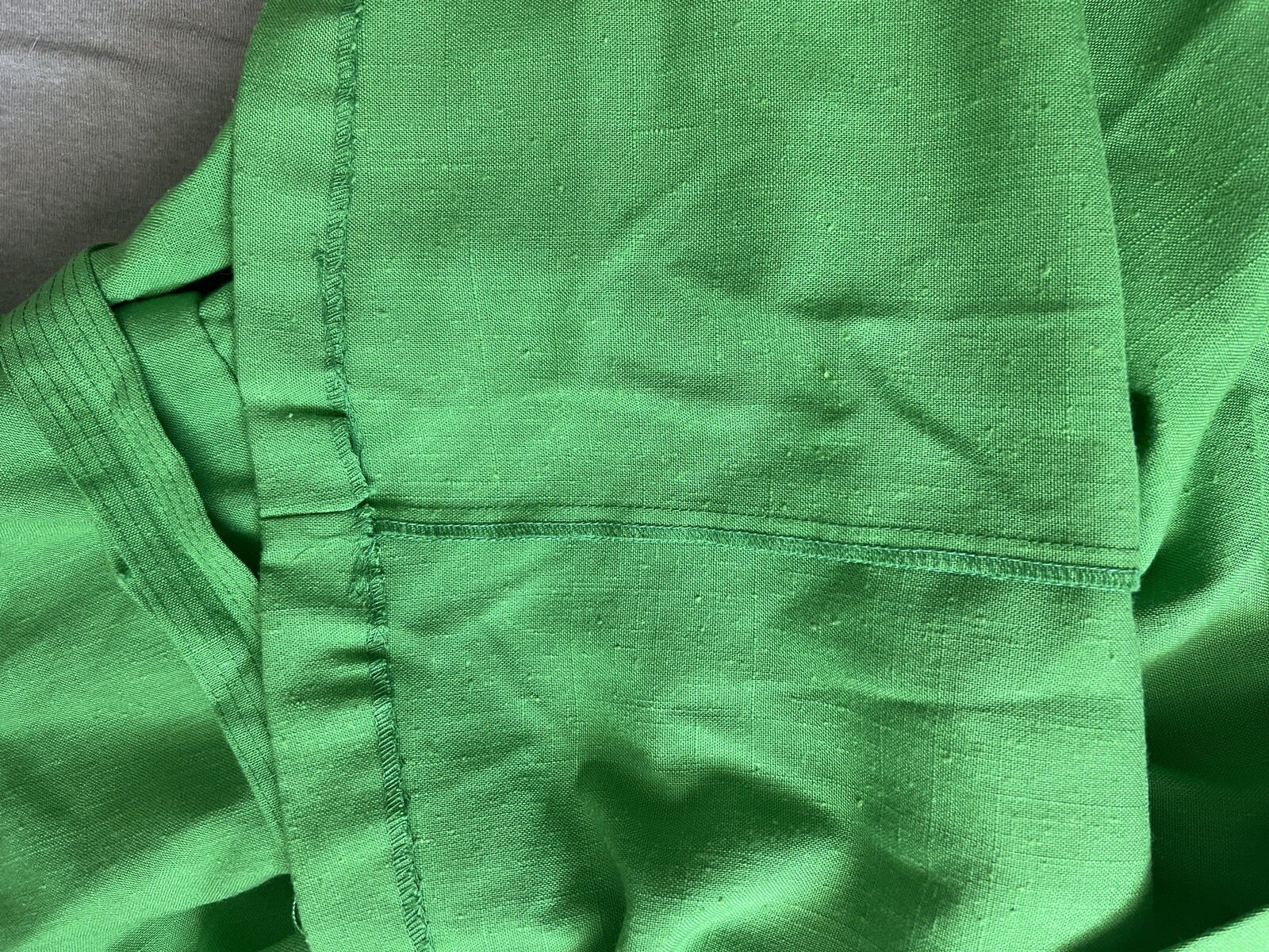 Vintage Kelly Green tie-waist beltbutton 1950’s dress w/ cap sleeves Size 10 M/L