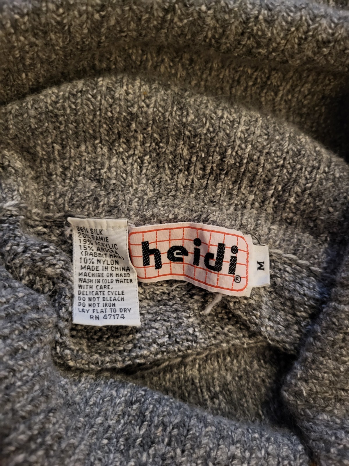 VTG Heidi Women’s Sz M Gray Heather Silk/Angora Pullover Delicate Turtleneck Top