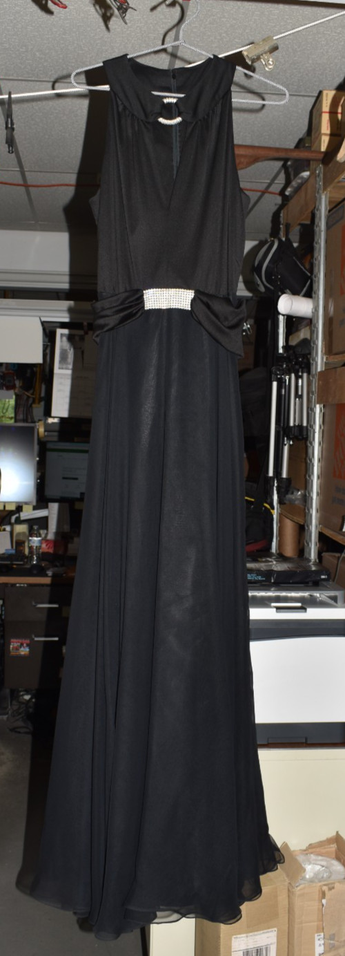 Beautiful Vtg Don Luis de espana Black Sleeveless Dress w/ Crystals Size 12