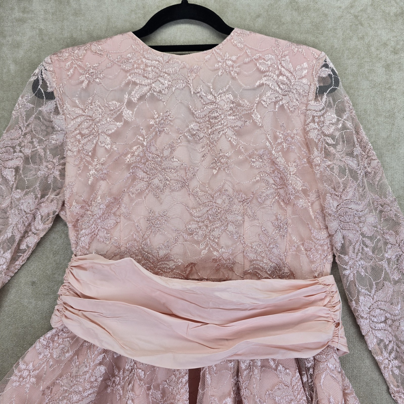 Vintage 80s Expo Nite Size 10 Pink Lace Formal Party Prom Dress Long Sleeve