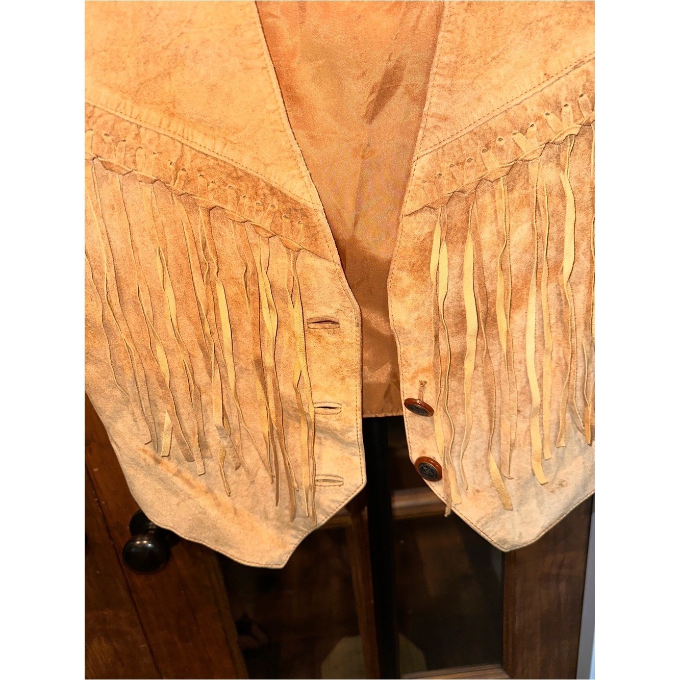 NWT Desperado 100% Leather Size Small Fringed Suede Vest – Tan Women’s Jacket