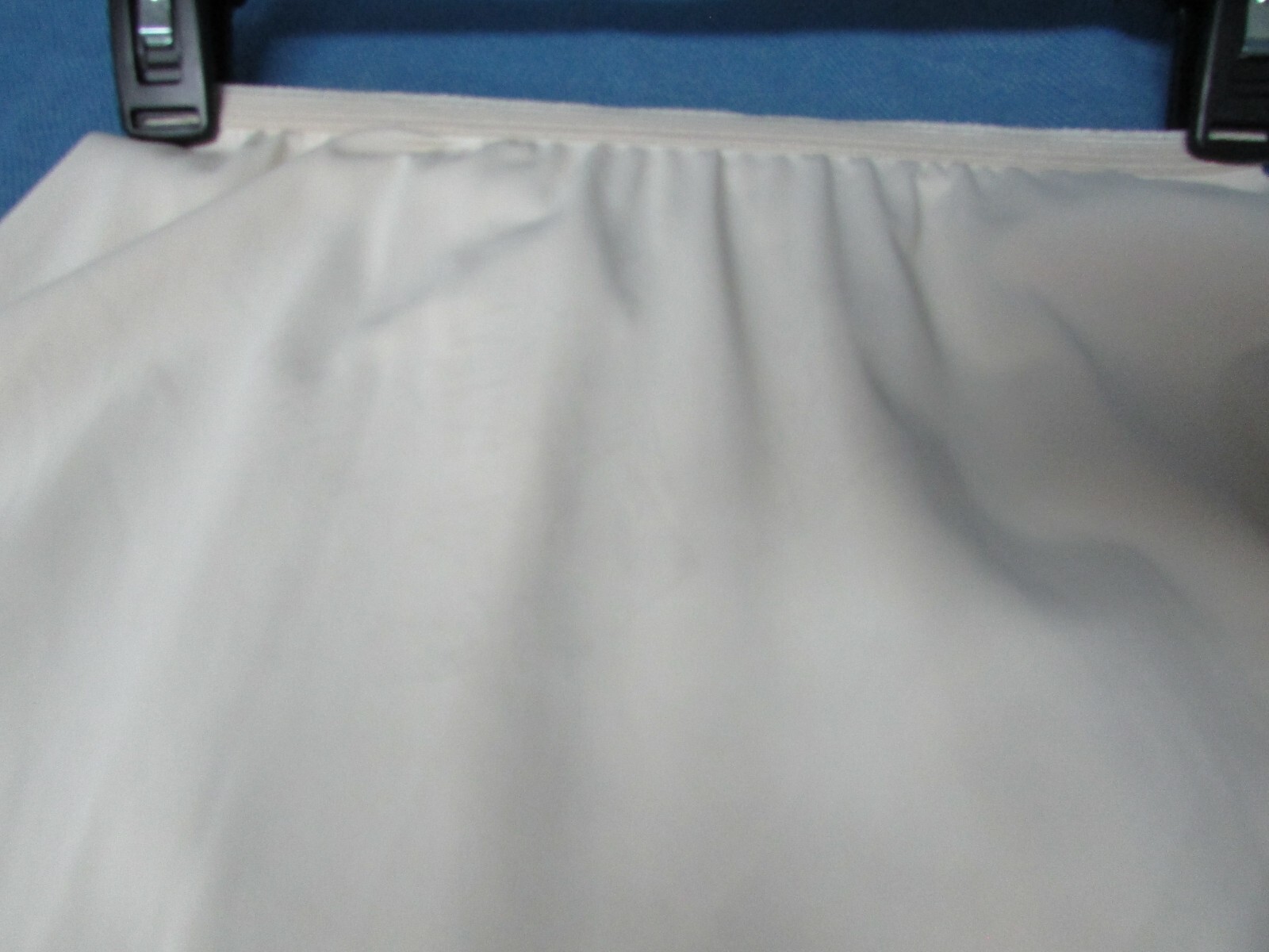 VTG Shadow Line 39″ Long Maxi Beige Half Slip Nylon 18″ Side Slit Size S USA
