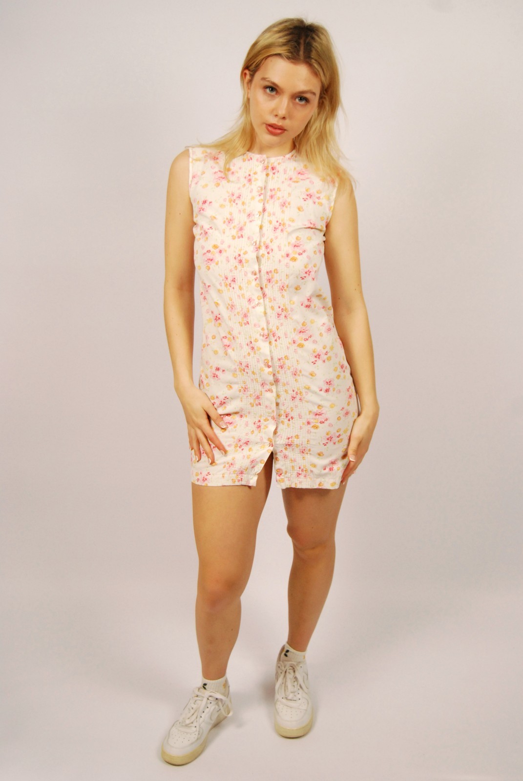 70s Tank Sundress (S) small pink white vintage button up ditzy floral preppy