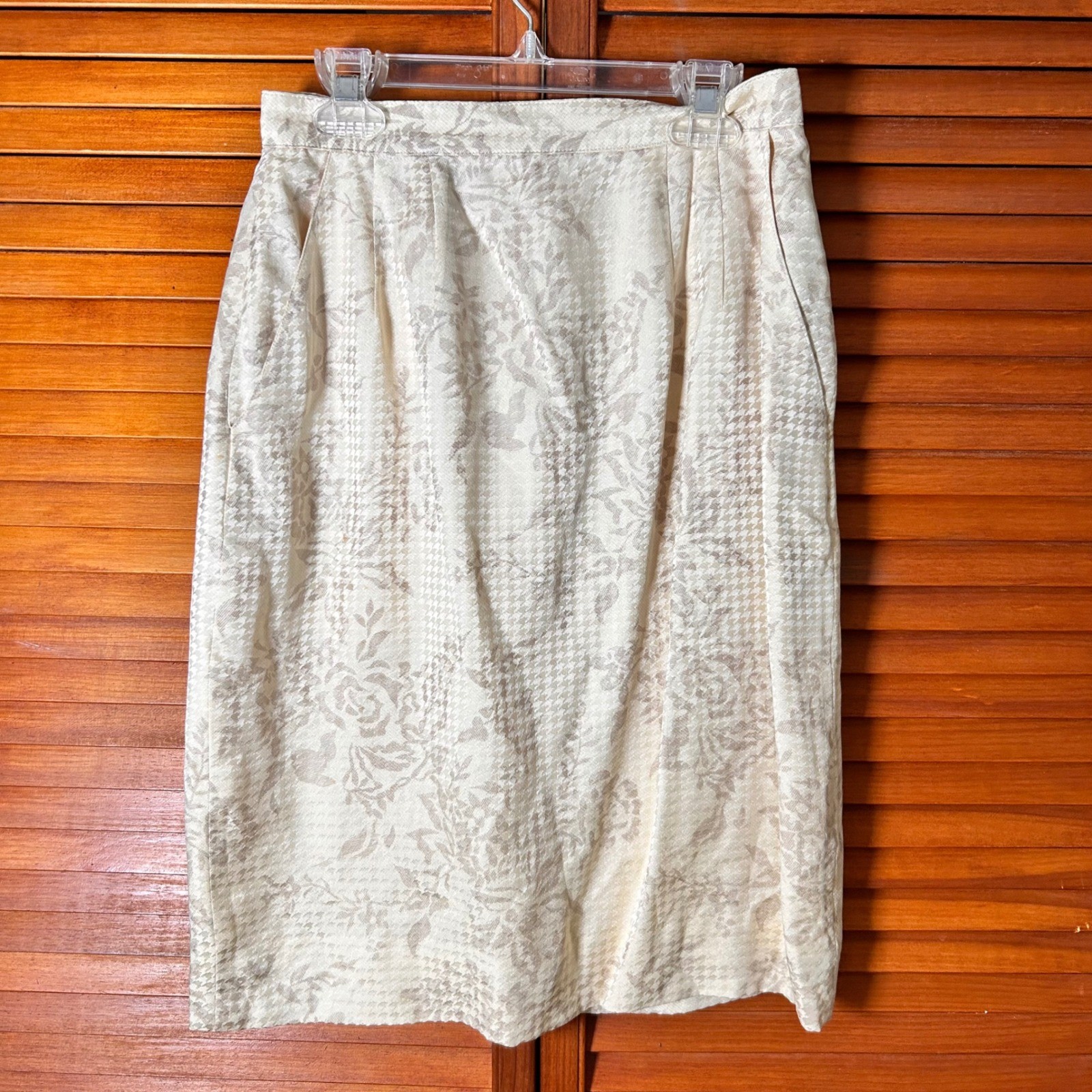 Vintage Sanford for Narragansett 100% Silk Floral Houndstooth Skirt Cream 6
