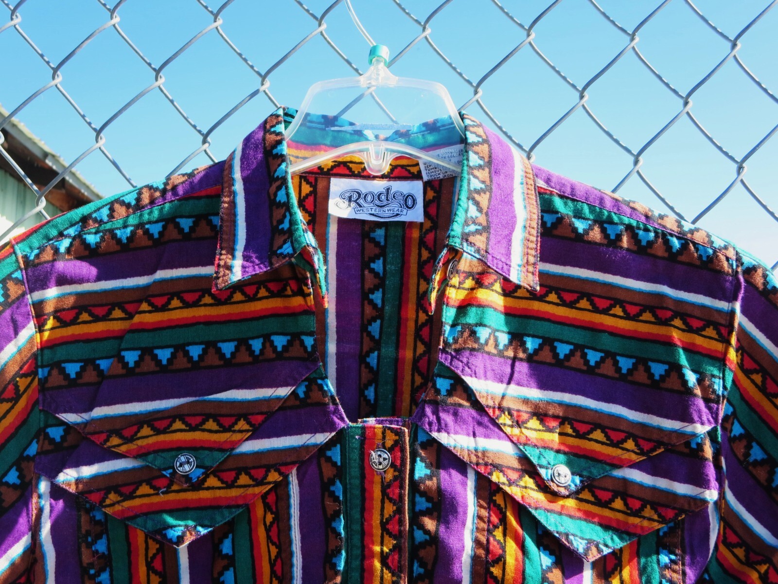 Vintage RODEO Western Wear Colorful Cotton Women’s Long Sleeve SHIRT Size L – M