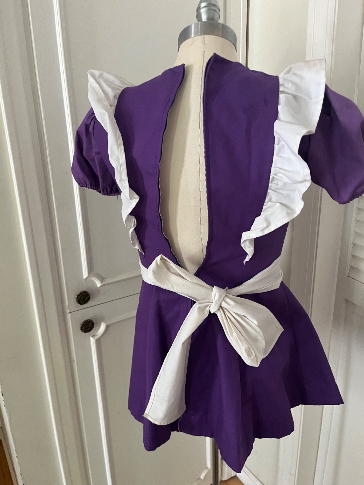 Vtg 1960s Waitress~French Maid Uniform Purple Authentic Embroidered Danette XS