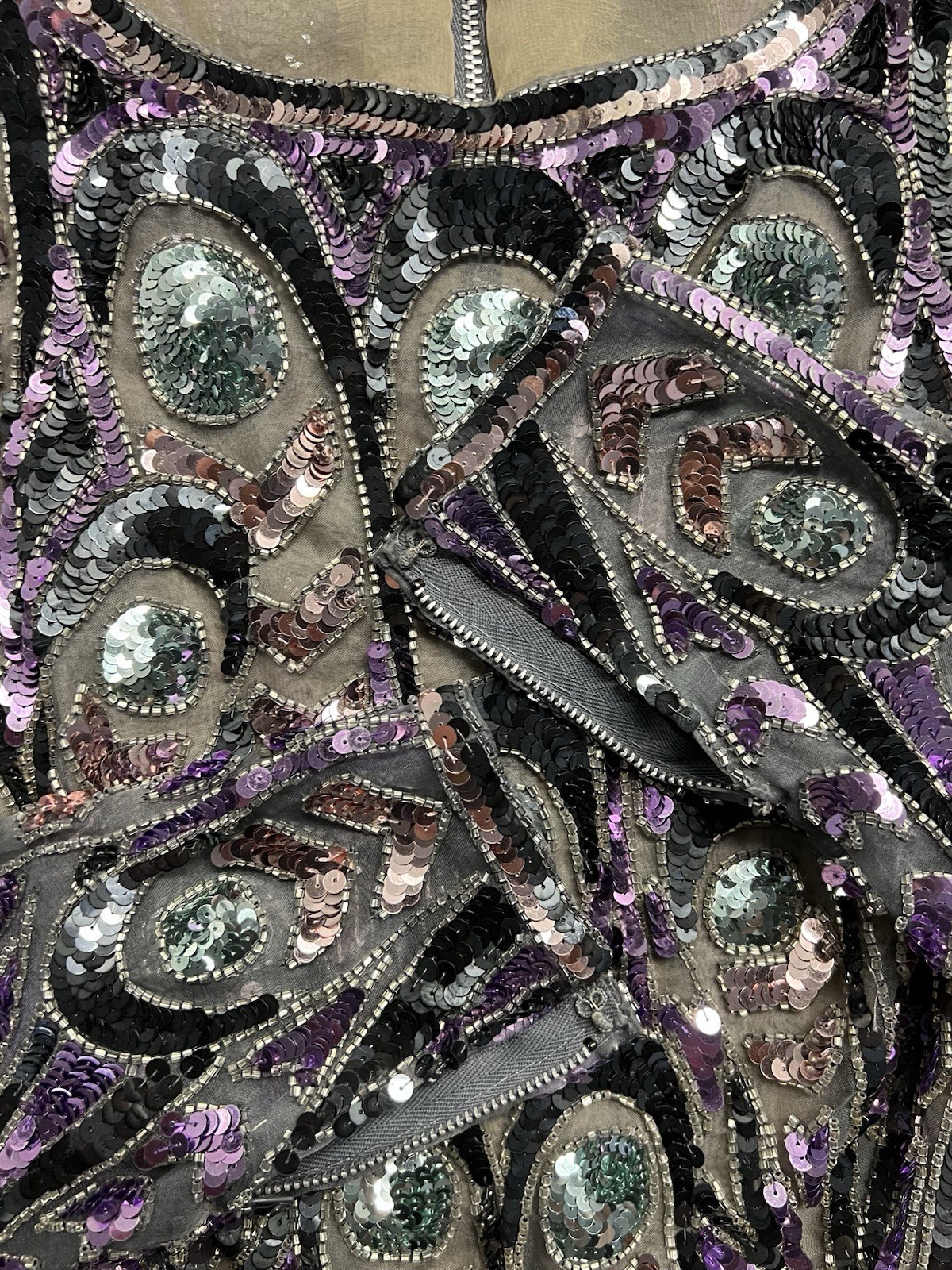 Vintage silk ball gown, gray purple, beads sequin Victoria Royal Ltd size 4 Exc!