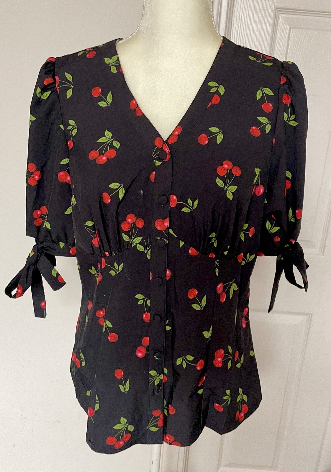 Belle Poque Pin-Up “Cherries” Blouse Size M 1950s Vintage Rock A Billy Style NWT