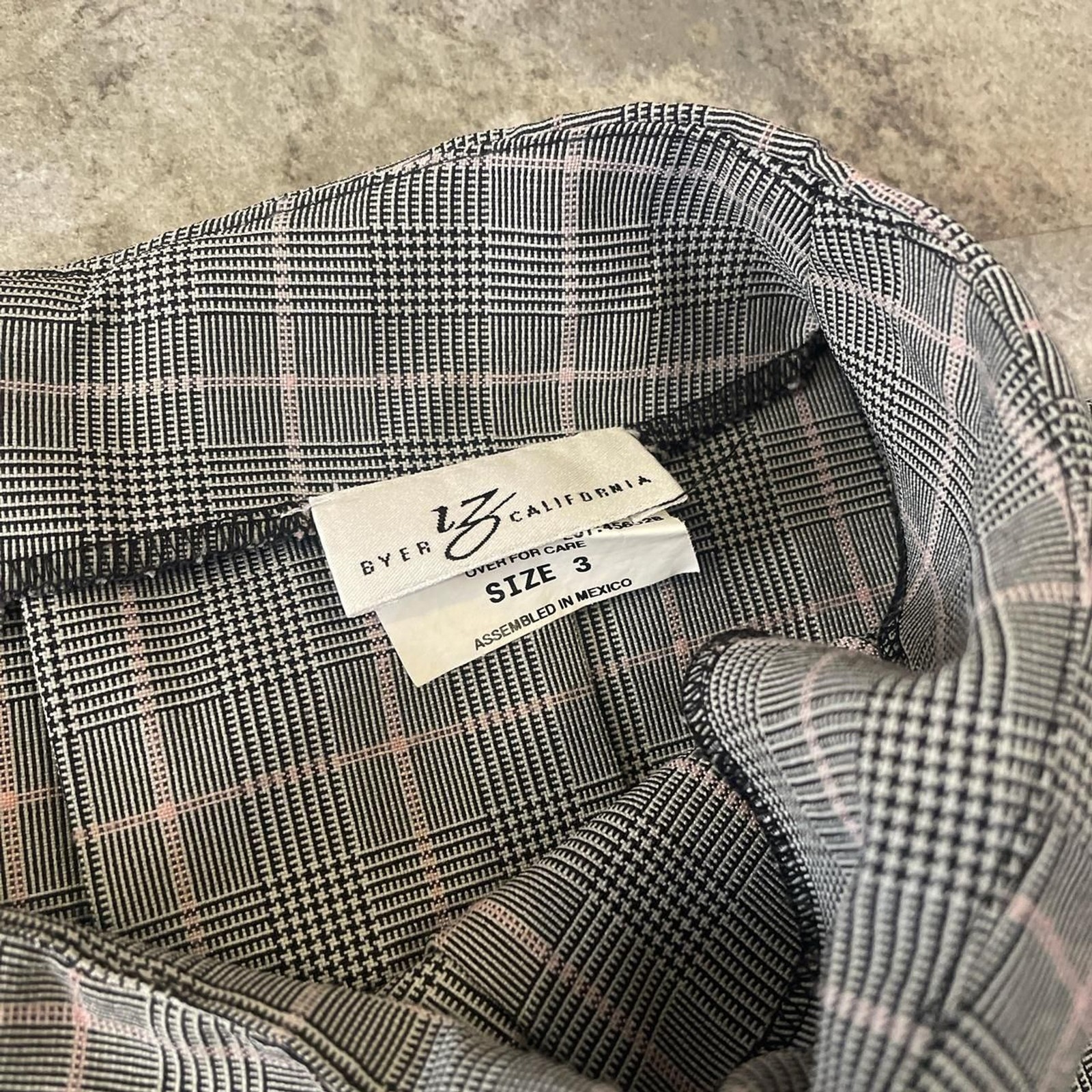 vintage plaid iz byer pleated grey pink plaid siren skirt with lace trim size 3