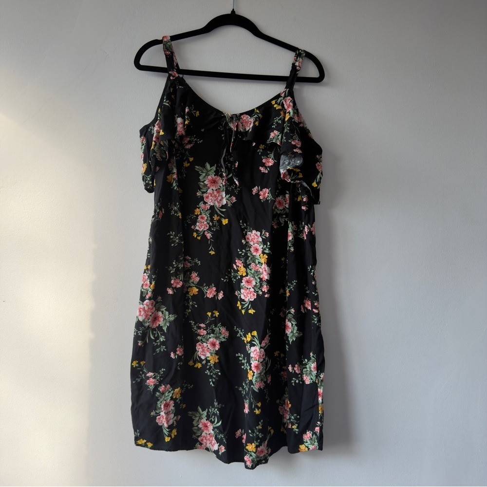 Old Navy Black Floral Plus-Size Dress with Pink and Yellow Flowers