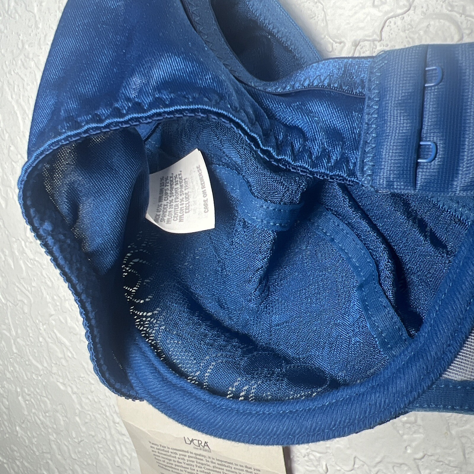 NWT Vintage Vanity Fair Underwire Bra Newport Blue Stretch Satin Size 34C – USA