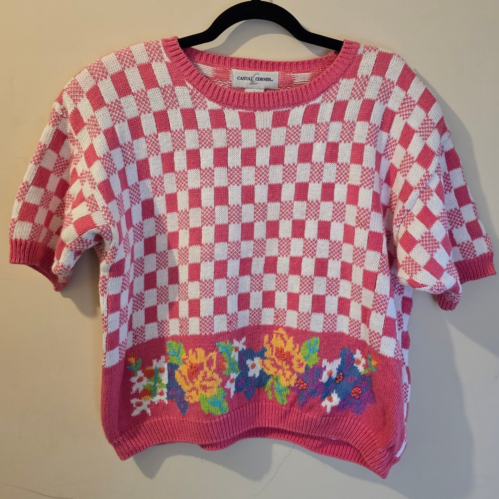 Casual Corner Vintage Pink Checkered Floral Knit Short Sleeve Sweater cottage