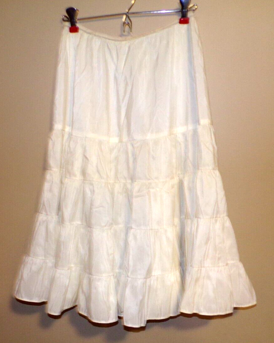 Vintage American Maid Half Slip Size Small White Ivory Elastic Tiered 2710 Skirt