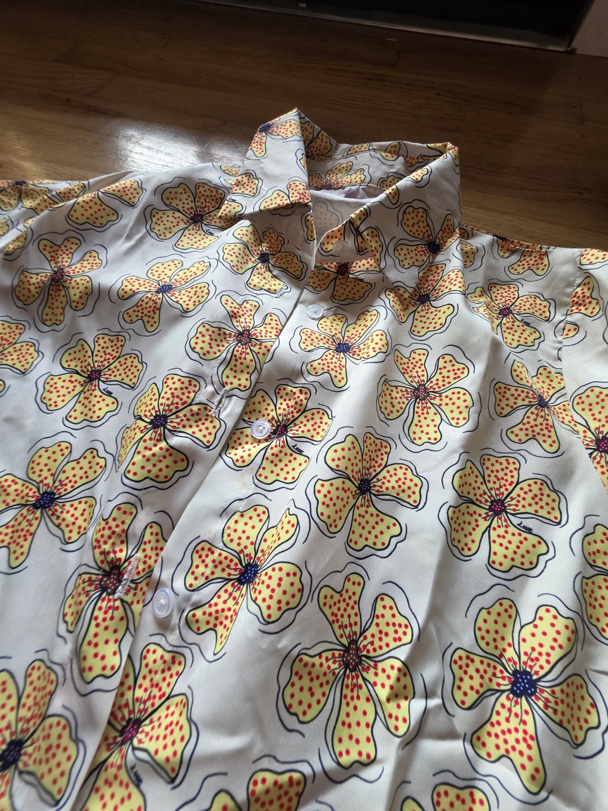 NWOT 70s Style Womens Floral Button Up Shirt Retro Yellow Boho Blouse Small