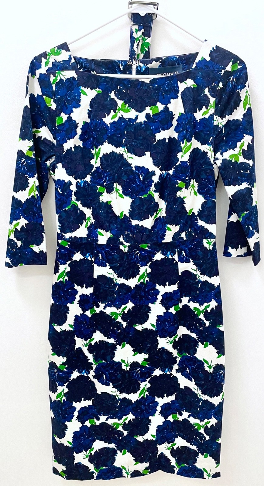 VINTAGE look Marilyn Monroe 1950’s Fitted Blue Flowered Cotton Dress Wide Belt