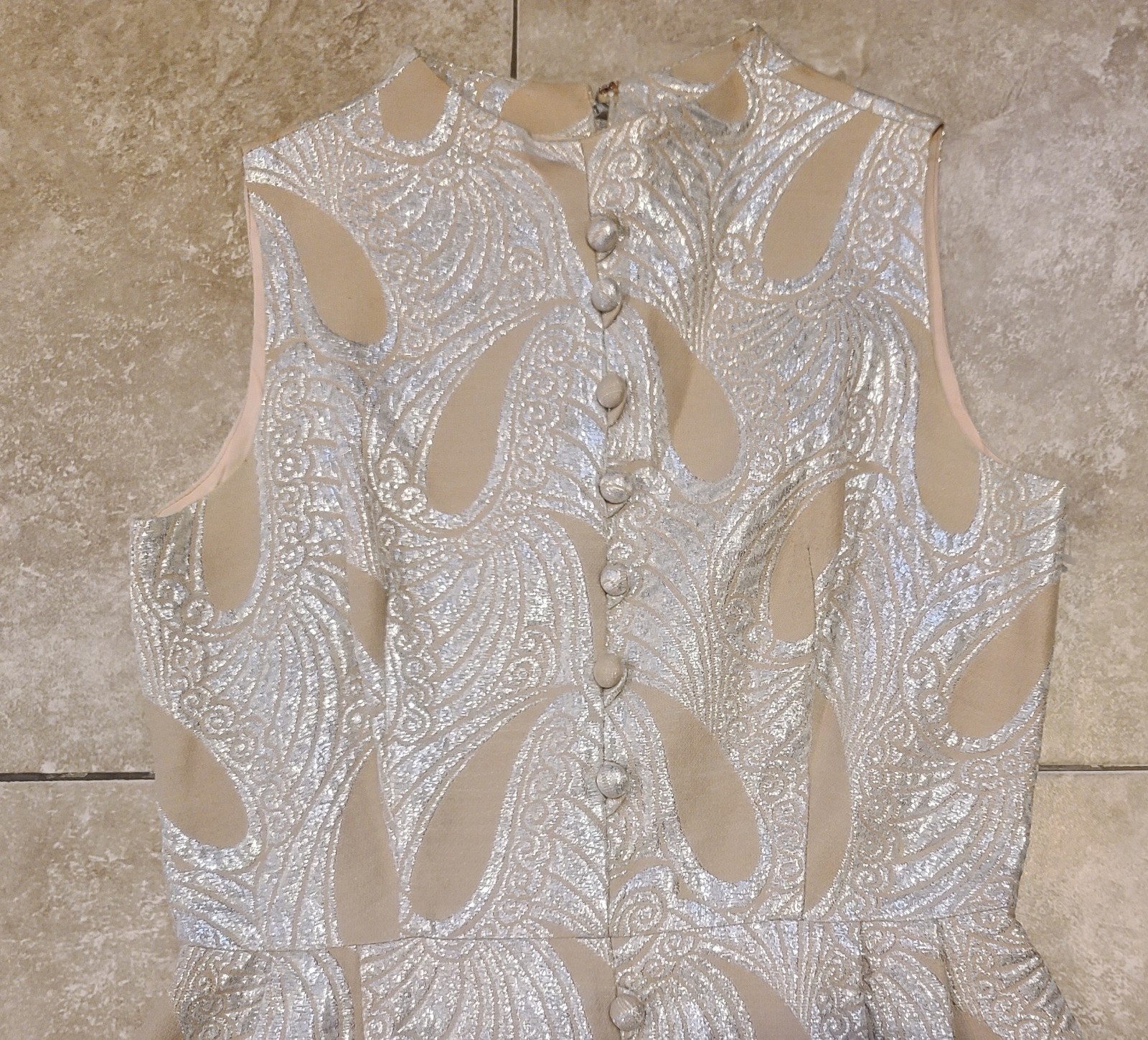 VTG MOD 60 Eve Le Coq Tan Metallic Silver Lame Brocade Paisley Dress Women’s S-M