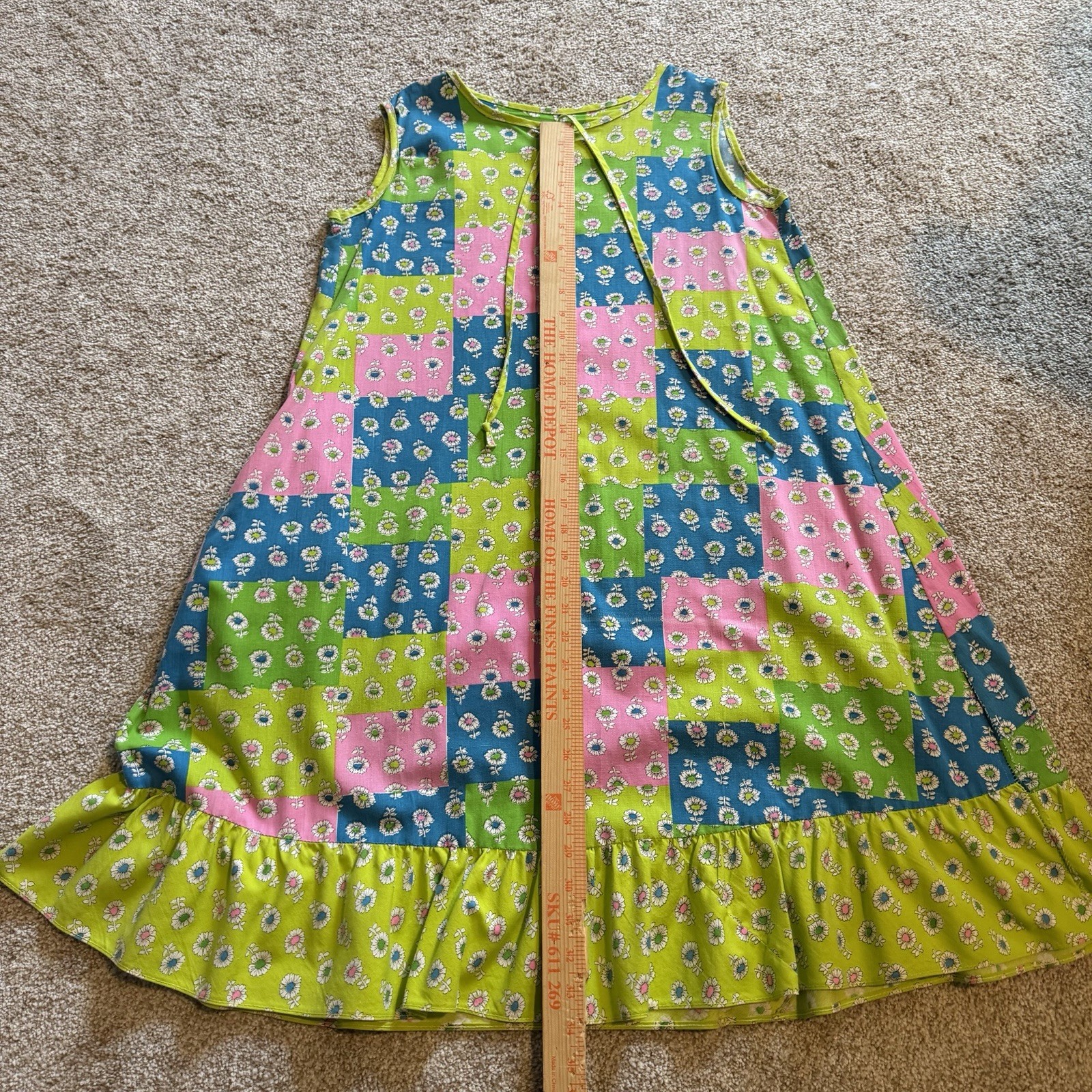 VTG 1970s Whimsical Psychedelic Vibrant Floral Patch Shift Dress California Med