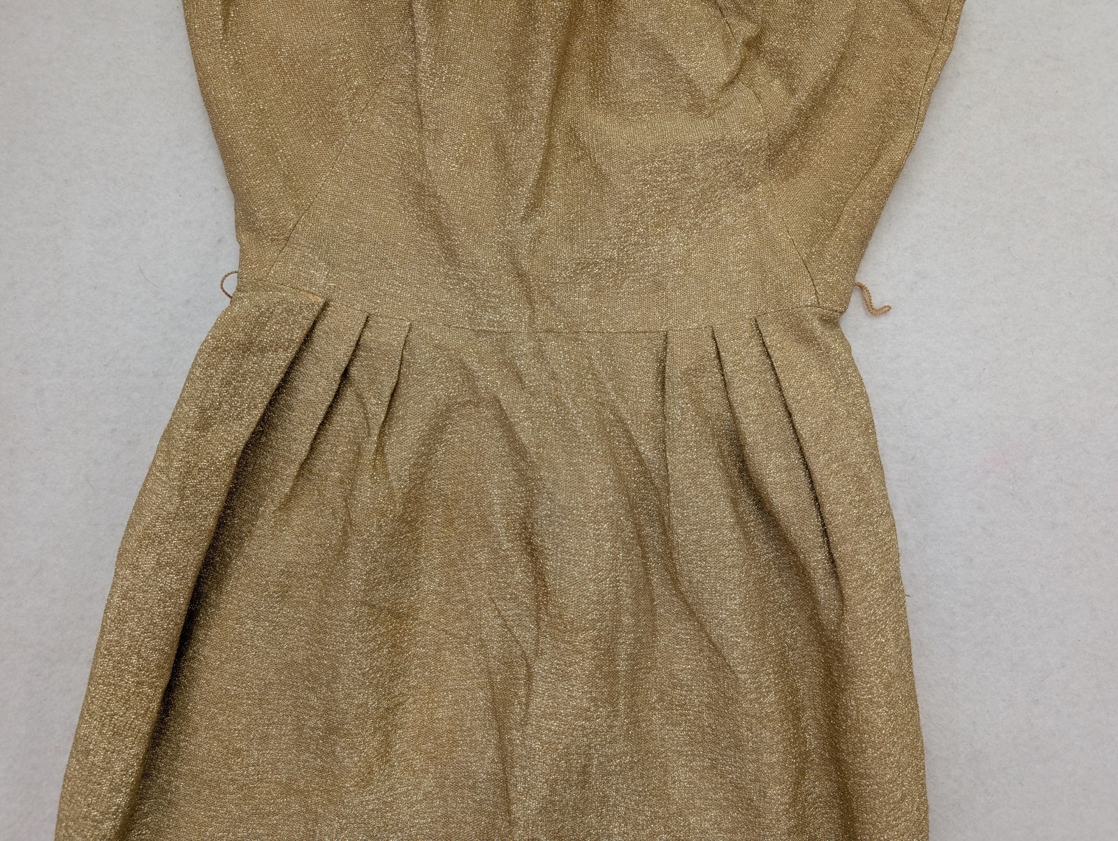 Vintage Women’s Dress Size S Metallic Gold Shimmer Party Cocktail Wiggle Sheath