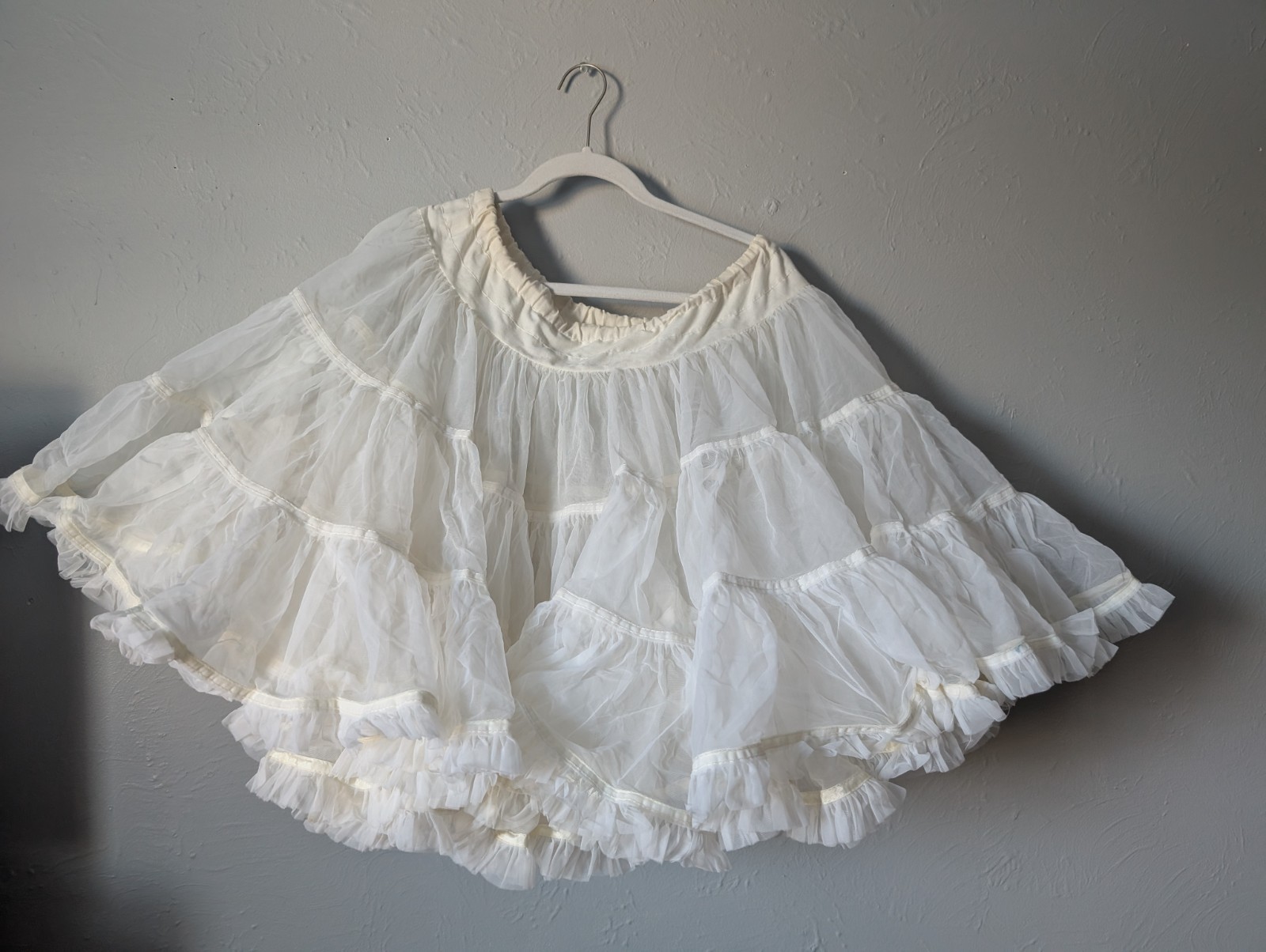 3 Partners Please Malco Modes Extra- 4-Tiers crinoline Square Dance White