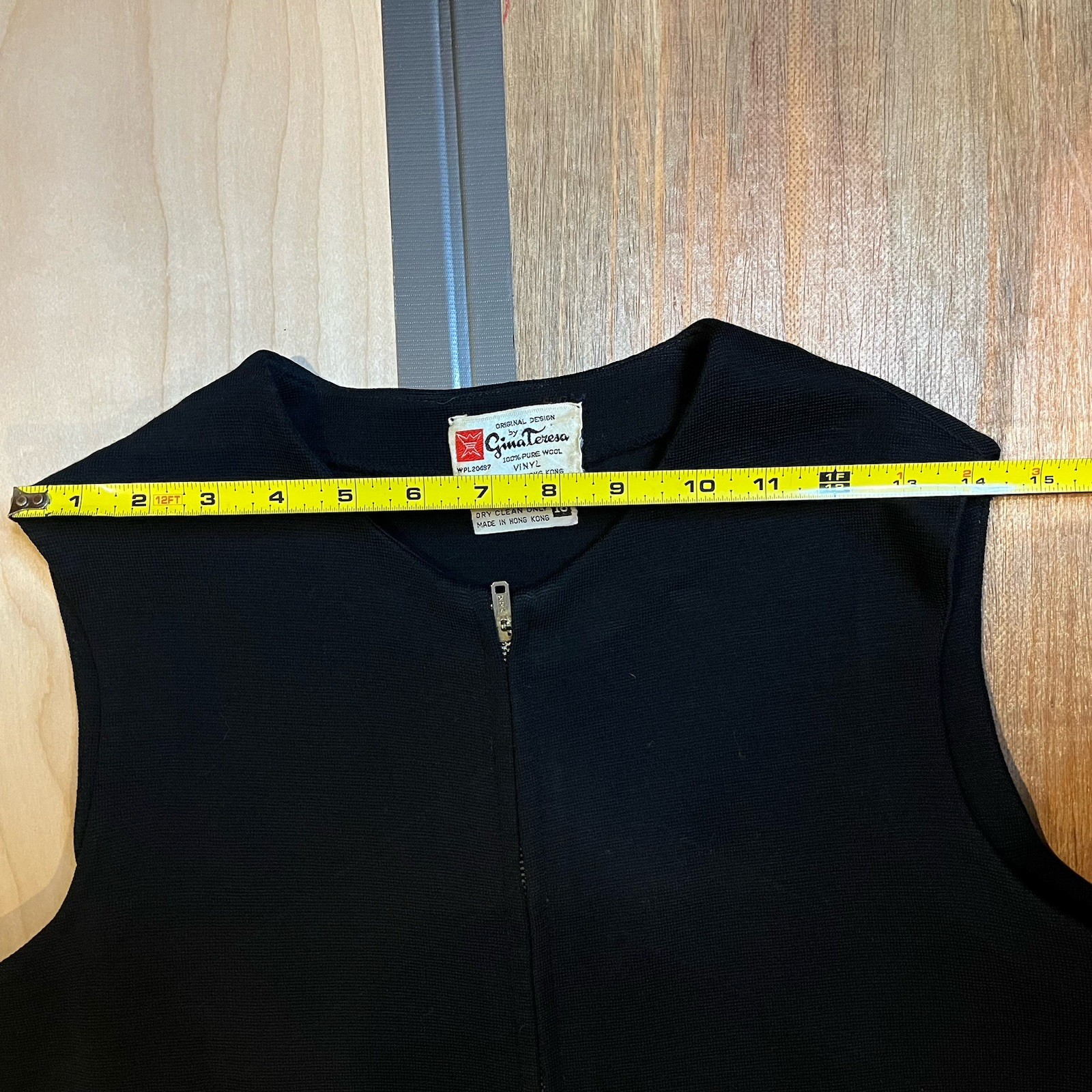 Vtg 70s Gina Teresa Zip-Up Black Sweater Vest Chevron – Womens Size 16