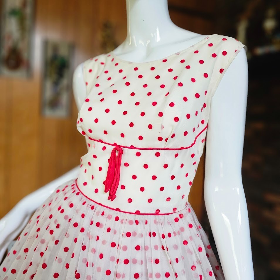 Vintage 50s Flocked Cherry Red Polka Dot Organza Shelf Bust Prom Wedding Dress S