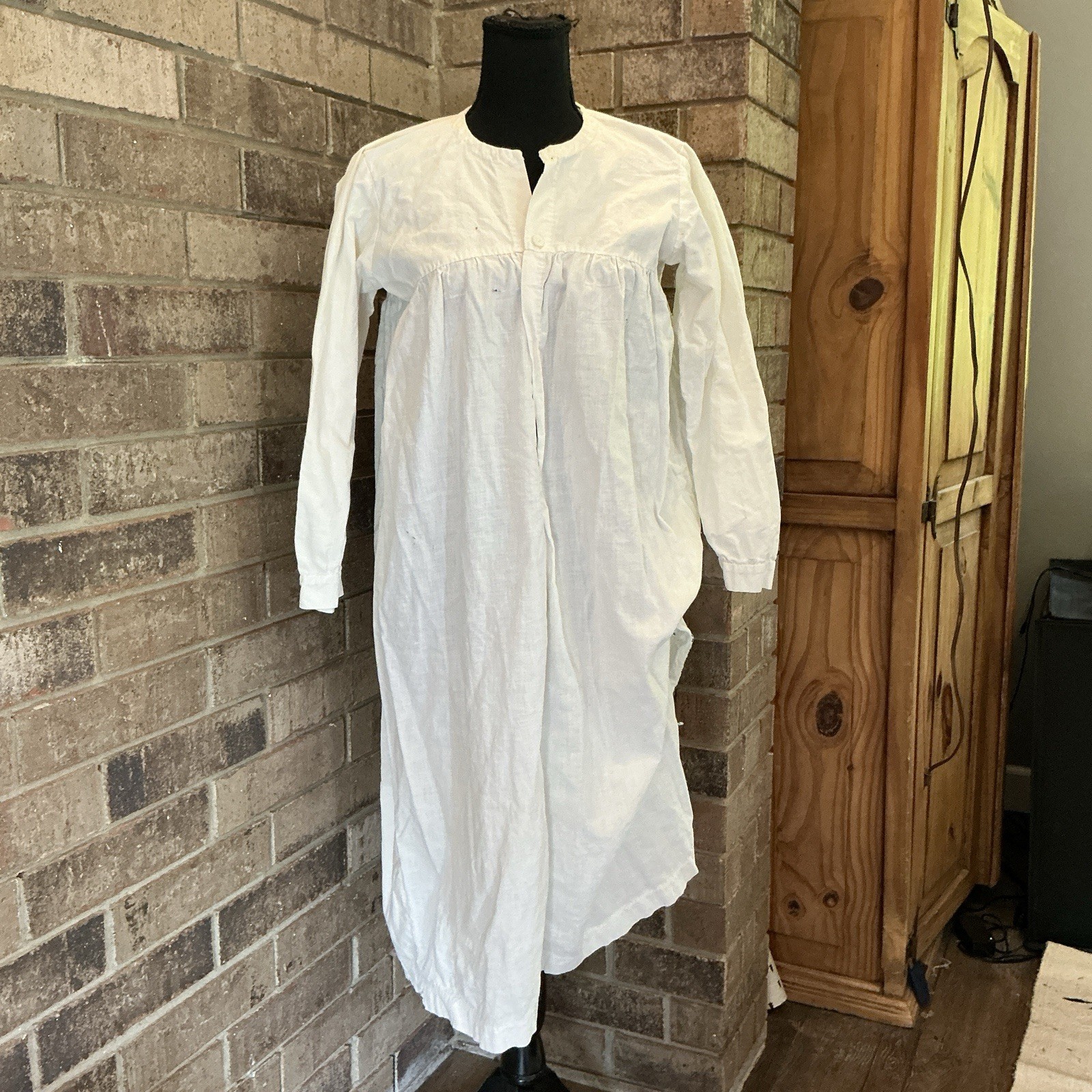 Antique Victorian Cotton Nightshirt Chemise Women’s Sz S Button Front Gown #12F4