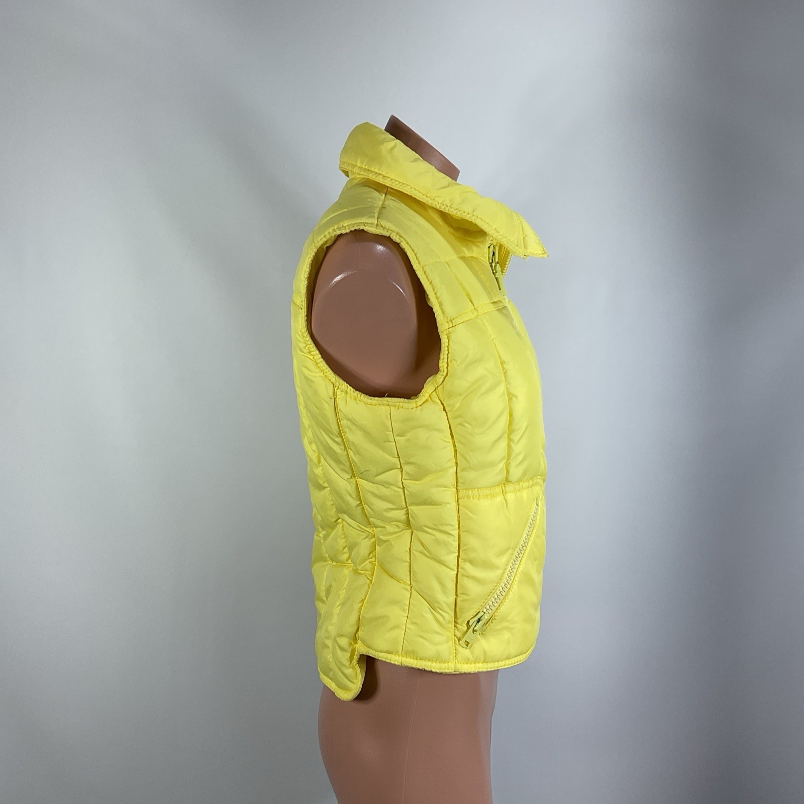 Vintage 70s Number 1 Sun Yellow Puffer Ski Snow Vest Womens M Hong Kong