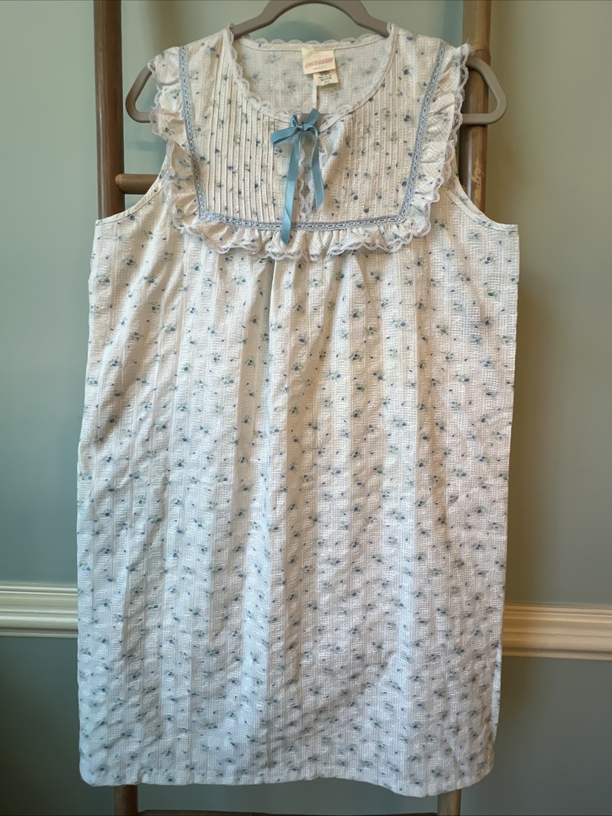 Vintage Nice n Easy Blue Floral Cottagecore Nightgown Lace Yoke Bow Womens M USA