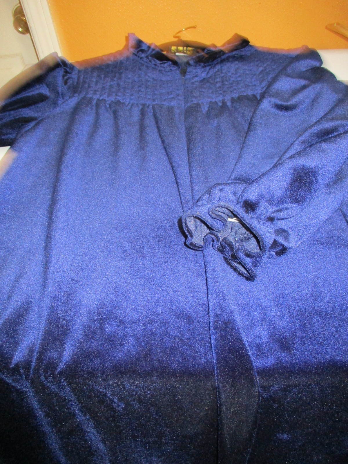 Vintage Aria Deep Blue Velvet Velour Zip Long House Coat / Robe Quilt Bodice M-L