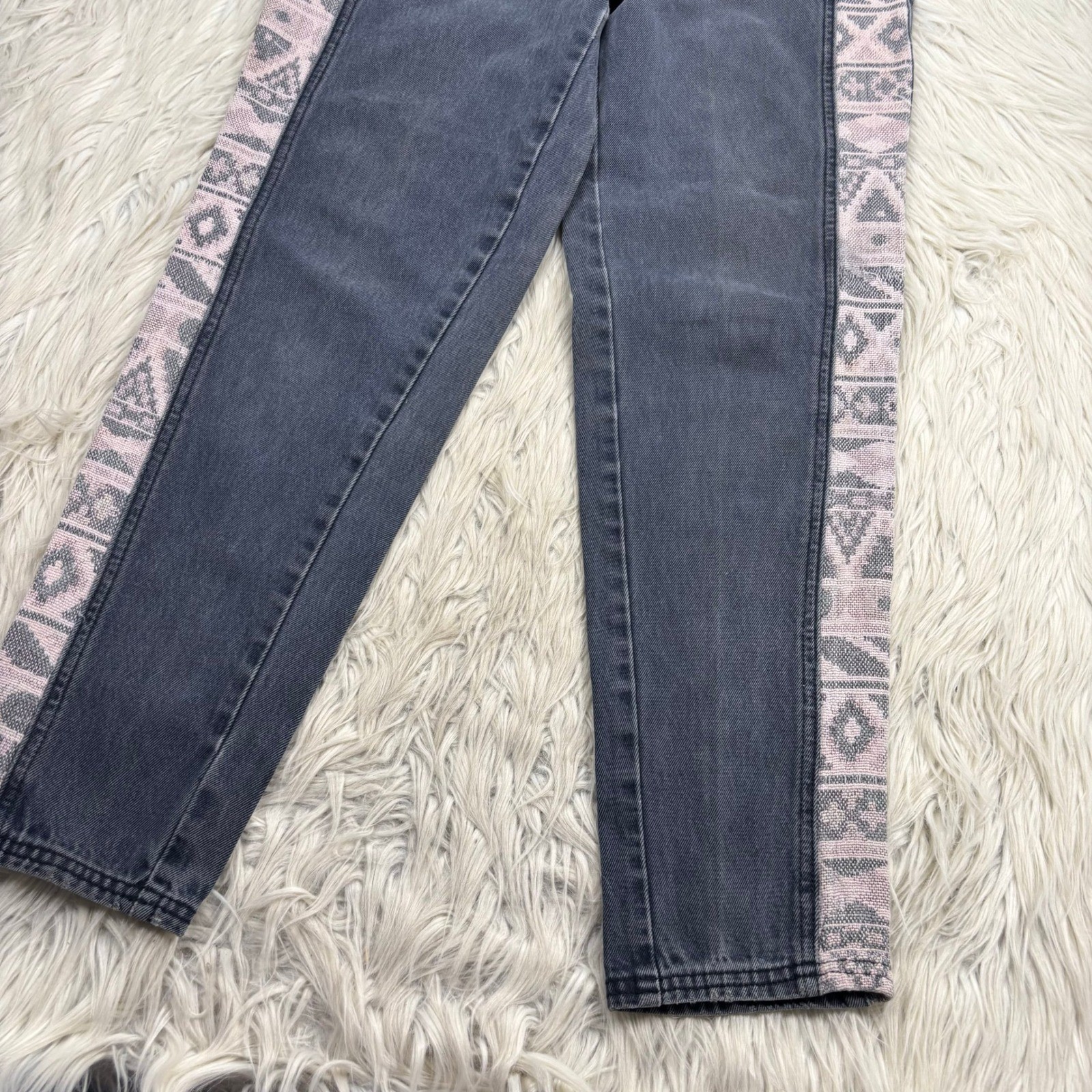 Vintage 90’s LA Blues Women’s 27 Gray Navaho Blanket Side Stripe Tapered Jeans