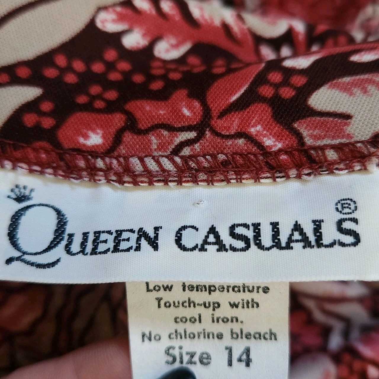 70s Queen Casuals Blouse Size 14 Top L Floral Collared Tie Union Made USA