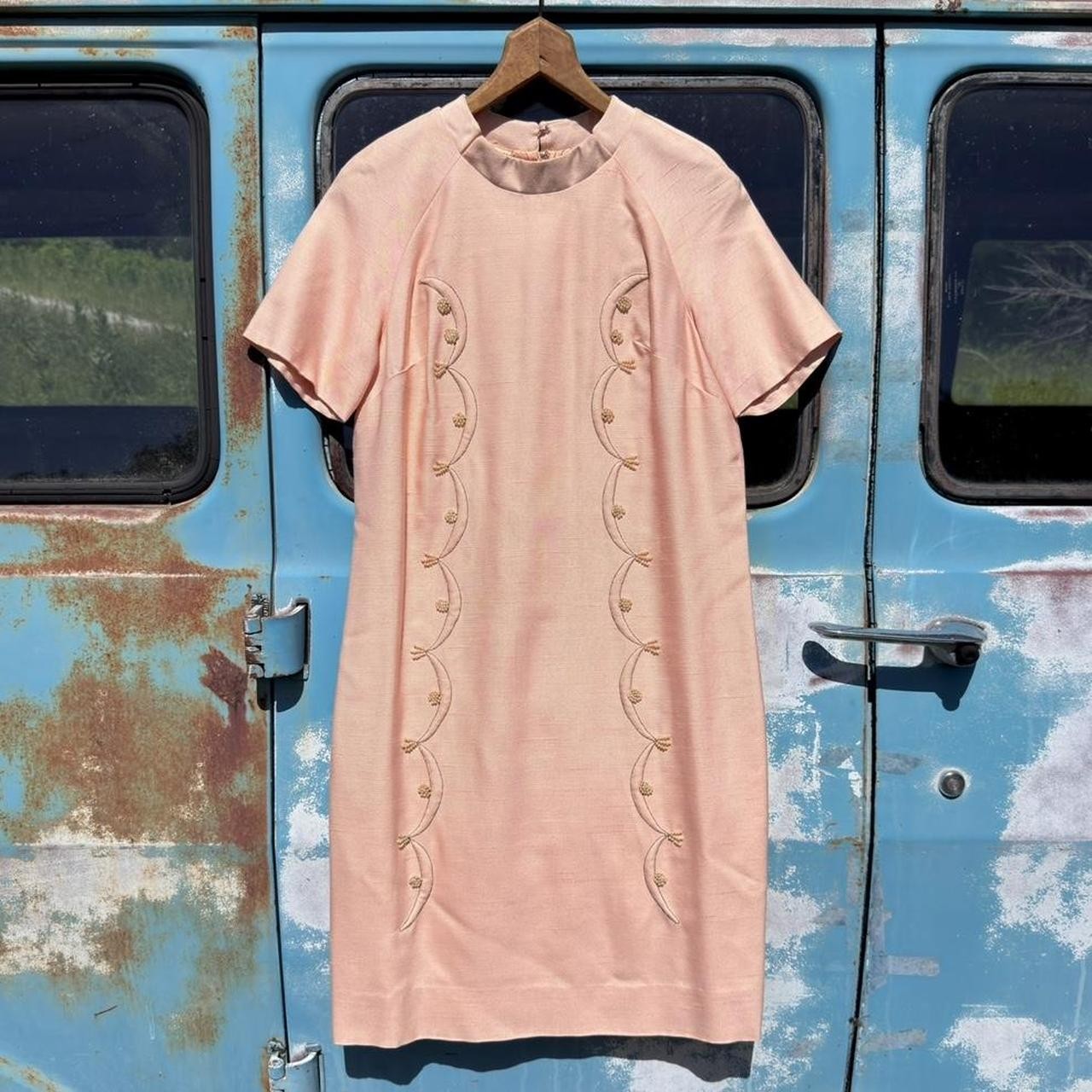 1960s peach silk mod cocktail dress raised trapunto crescent pearl bead
