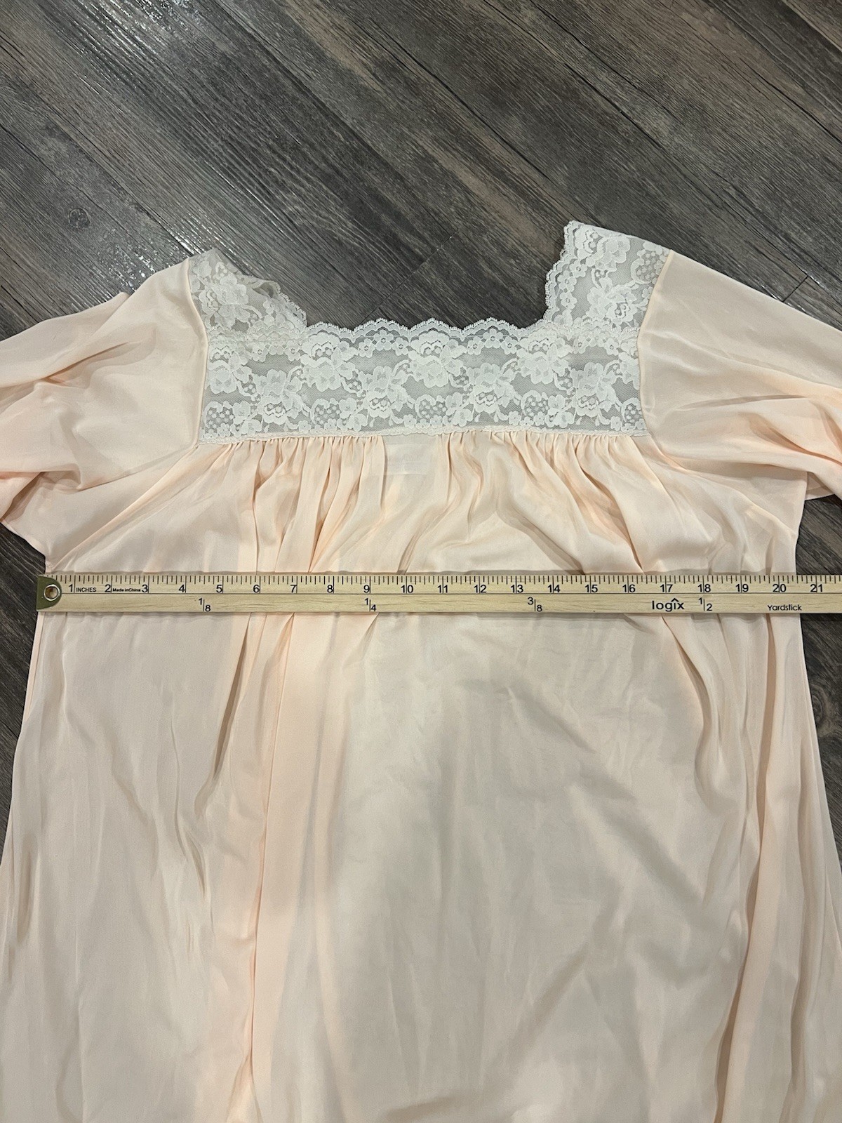 Colony Club Nightgown L Lace Floral Robe Pastel Peach Granny Nylon 60’s 70’s