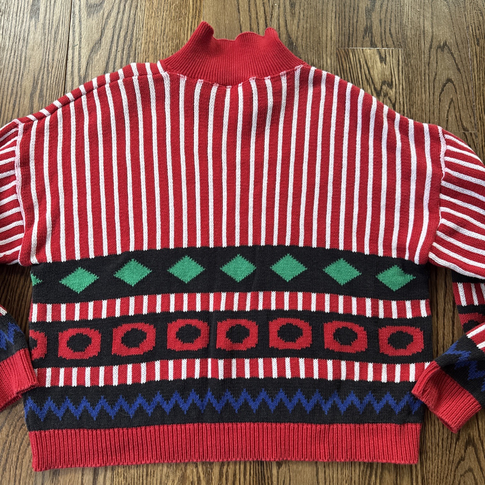 Vintage USA Knit Sweater Medium Red Striped Geometric 80’s 90’s Cotton