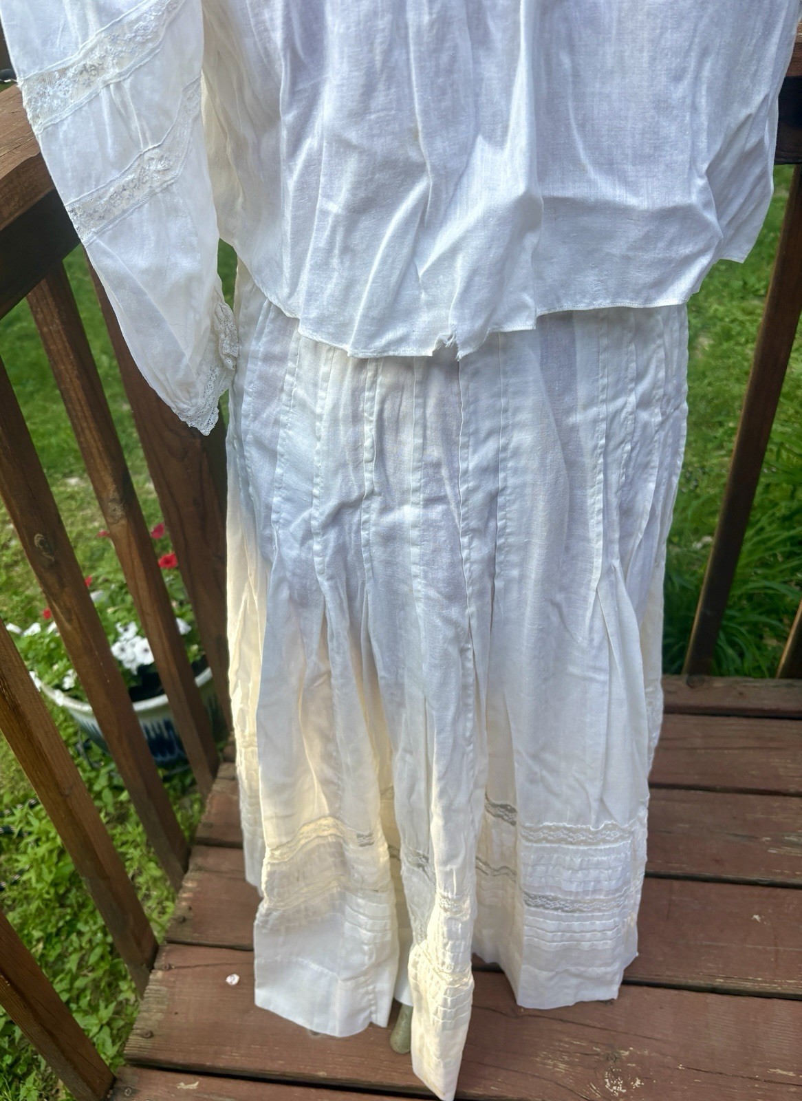 Antique Edwardian Wedding/Lawn/Tea Dress Ivory Cotton Lace Embroidery Small 2pc