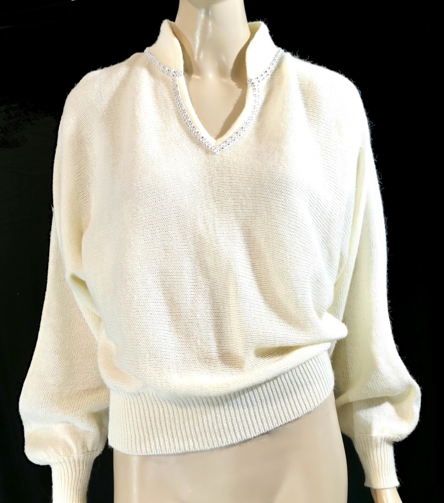 Vintage 70s 80s Rockabilly Rhinestone Creamy White Cropped Dolman Sweater XL