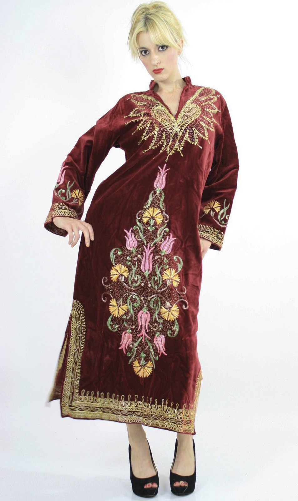 Vintage VTG 60s boho caftan Turkish Hippie boho velvet caftan embroidery