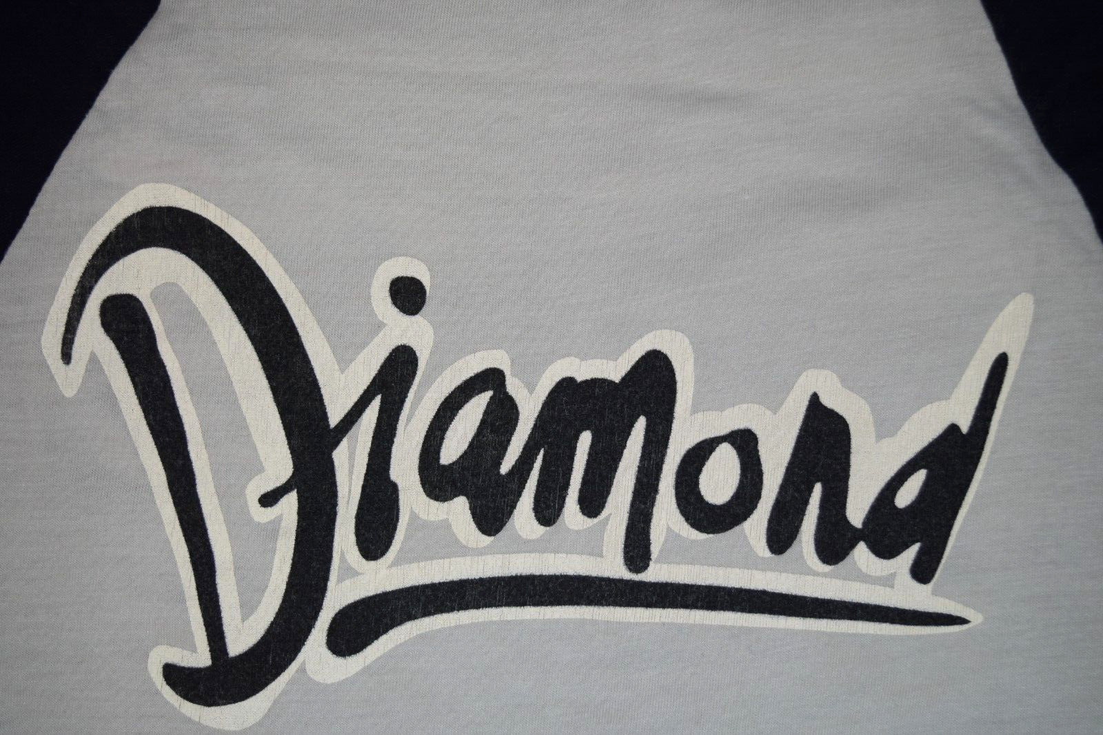 Vintage T-Shirt Neil Diamond Size S 1982 World Tour 2 Tone Raglan Single Stitch