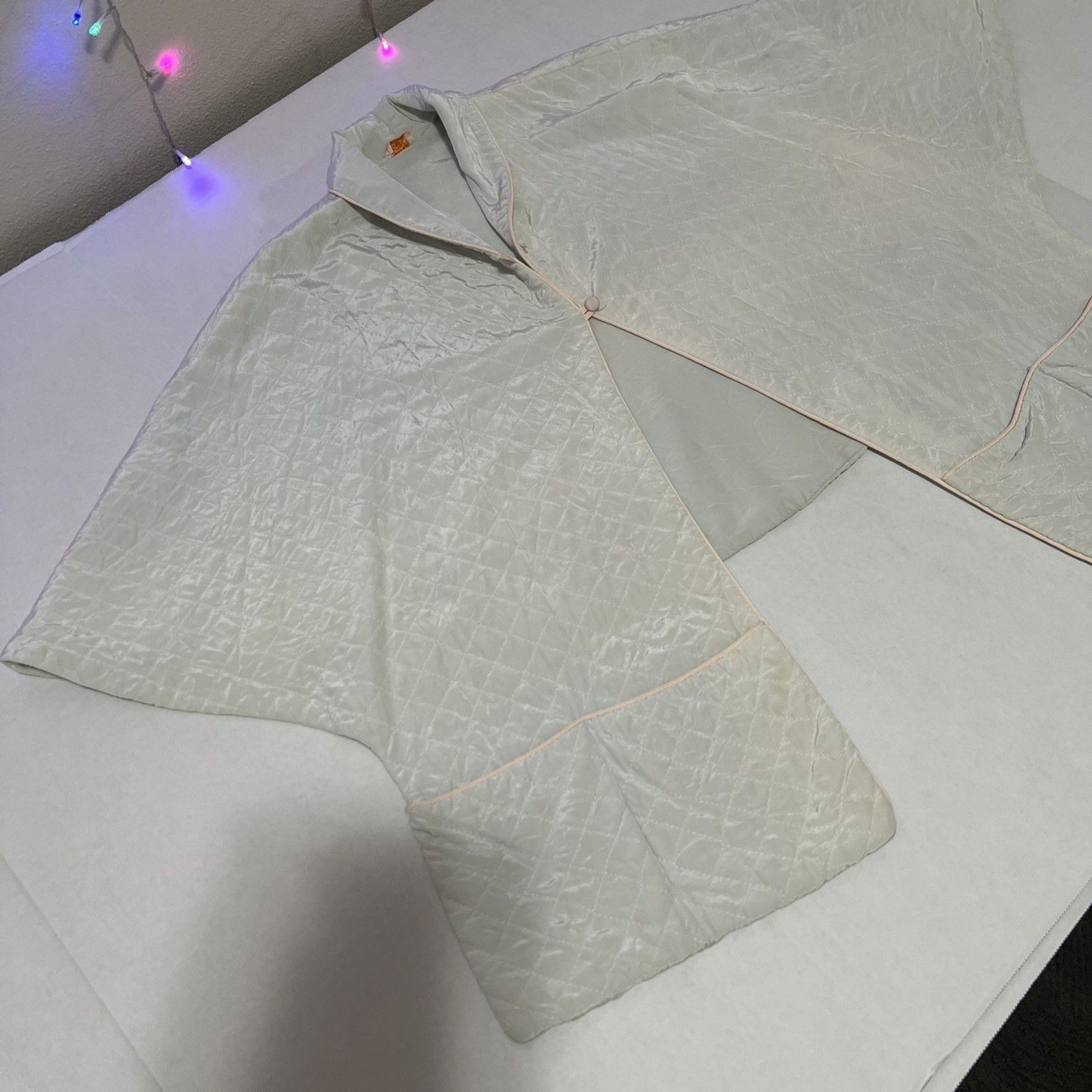 VTG Housecoat Cape Adele Lehrer Light Blue and Pink 60s 70s Lady of Leisure Vibe