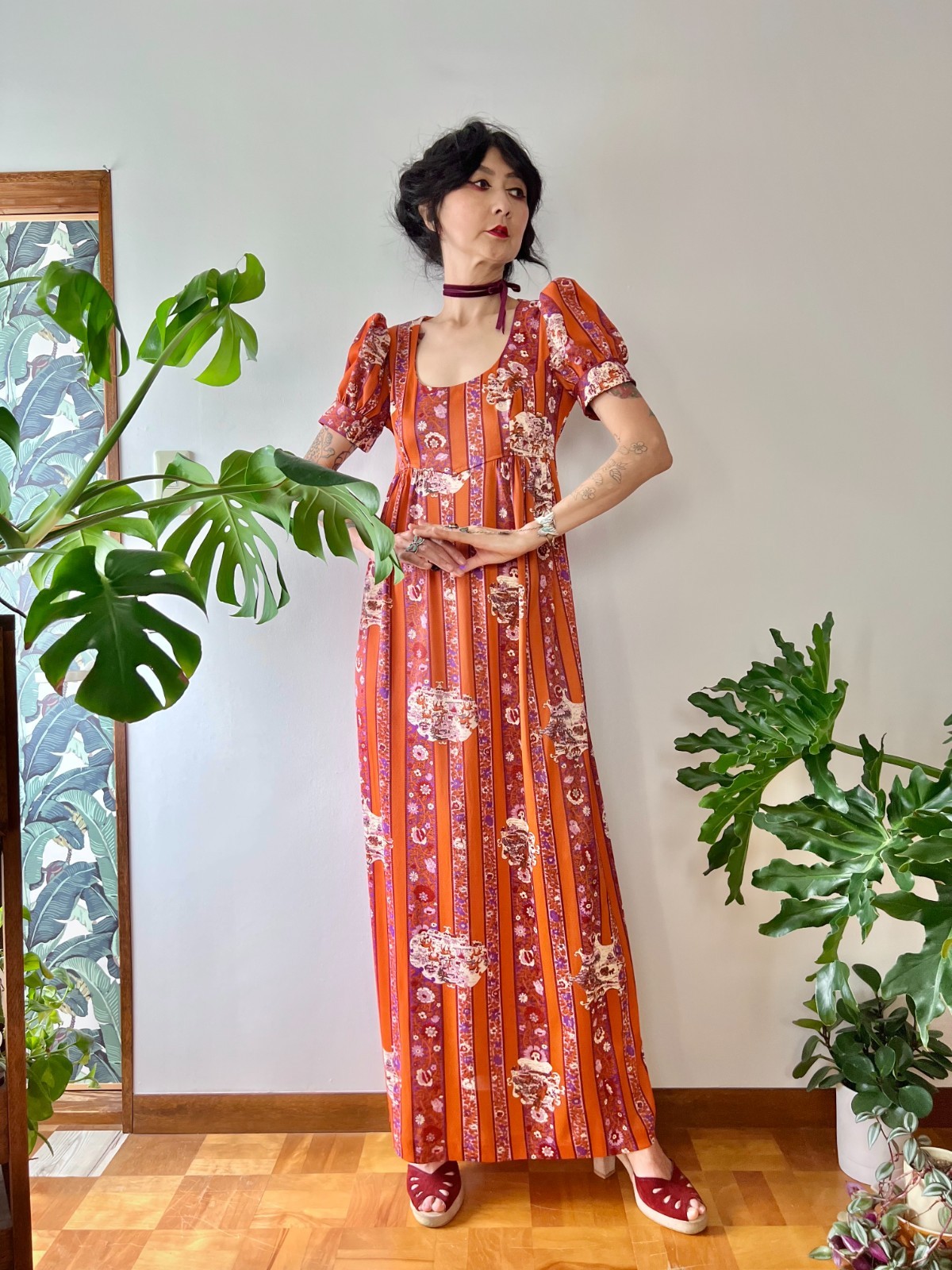1960s 70s Miss Rita Novelty Print Maxi Dress XS/S/M – Puff Sleeve Jersey Knit