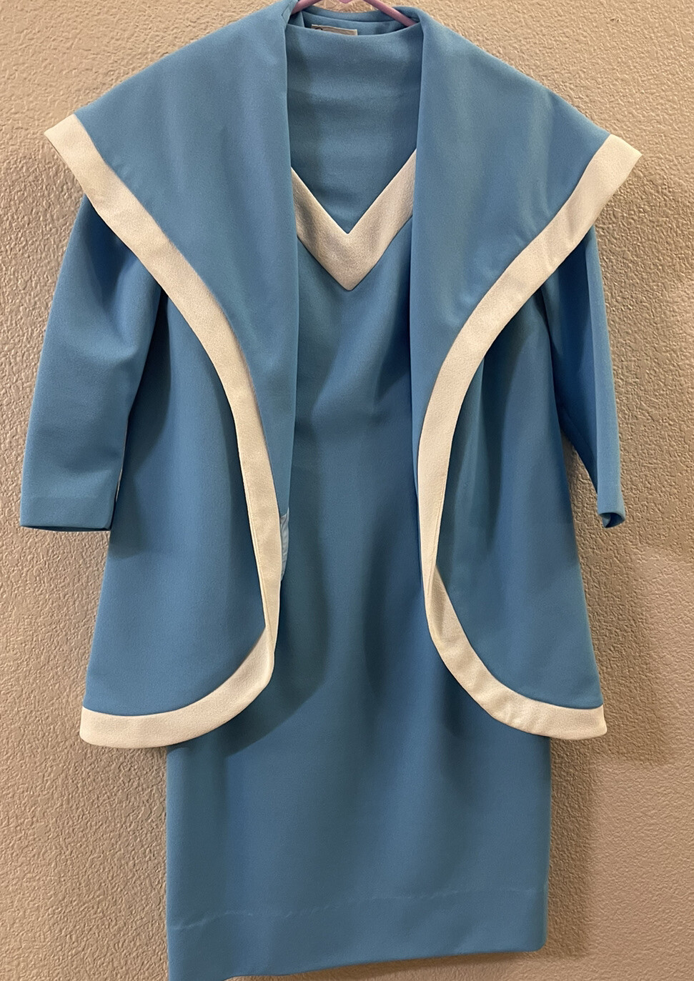 Vintage Mod Dress Blue. Bust size 17 1/2