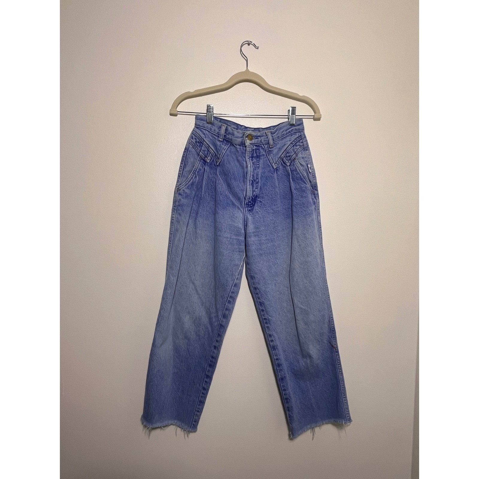 Vintage Rocky Mountain Clothing Co High Waisted Pleated Western Jeans Raw Hem