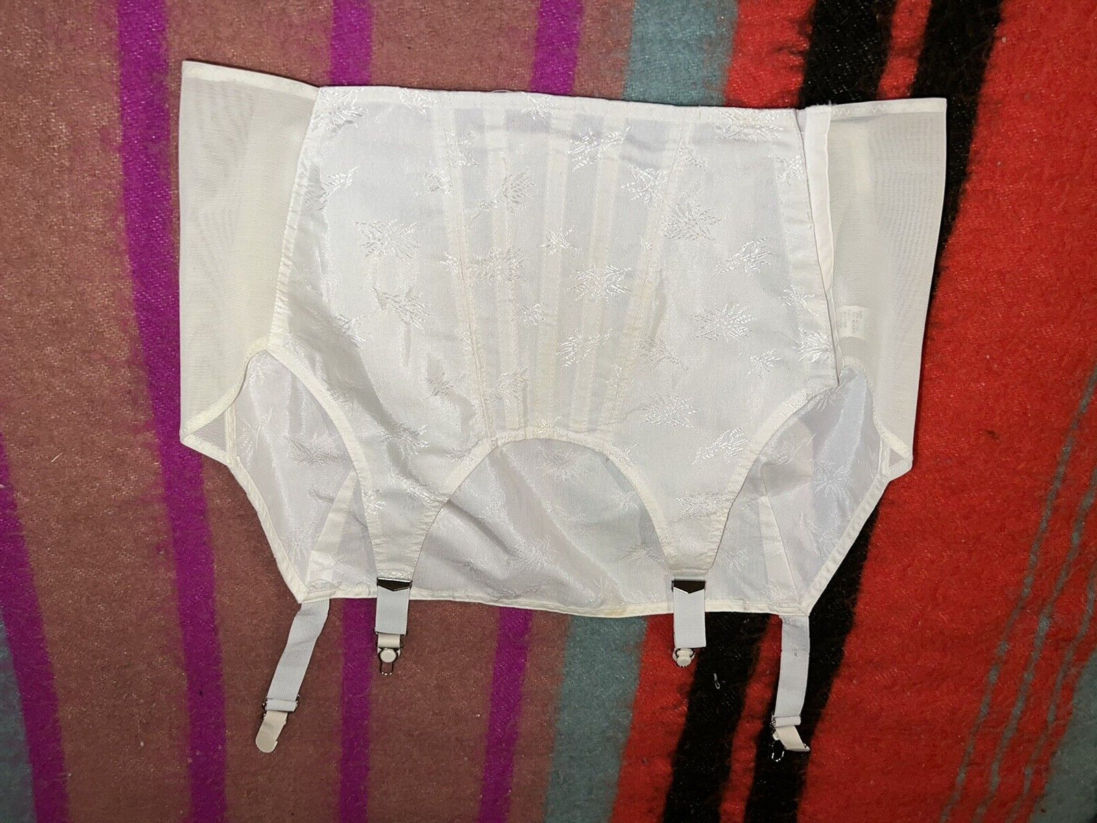 Vintage Wynette By Valmont Garter Belt Size L-30 RARE!!