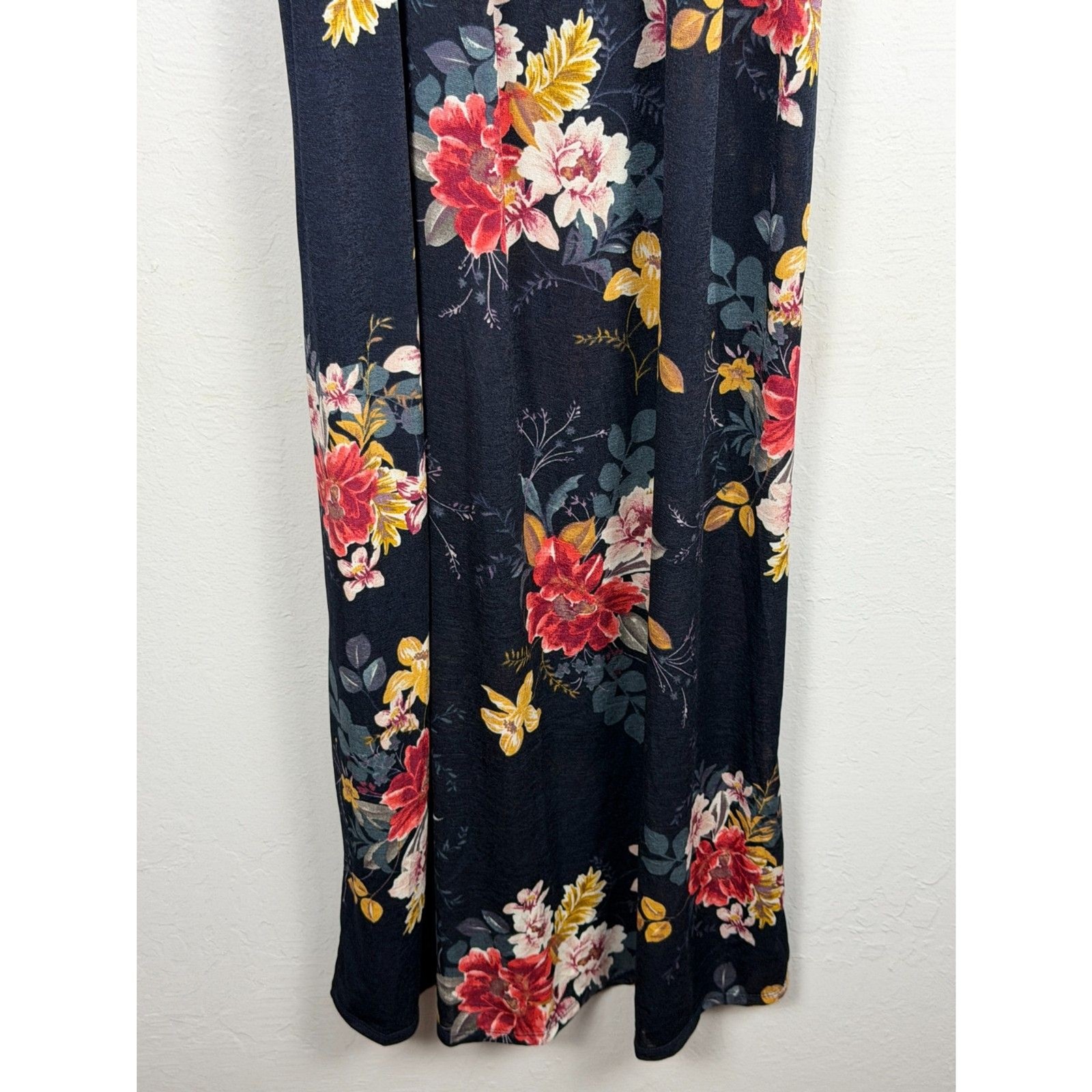 Active USA Women’s Large Black Floral Maxi Dress V Neck Adjustable Strap