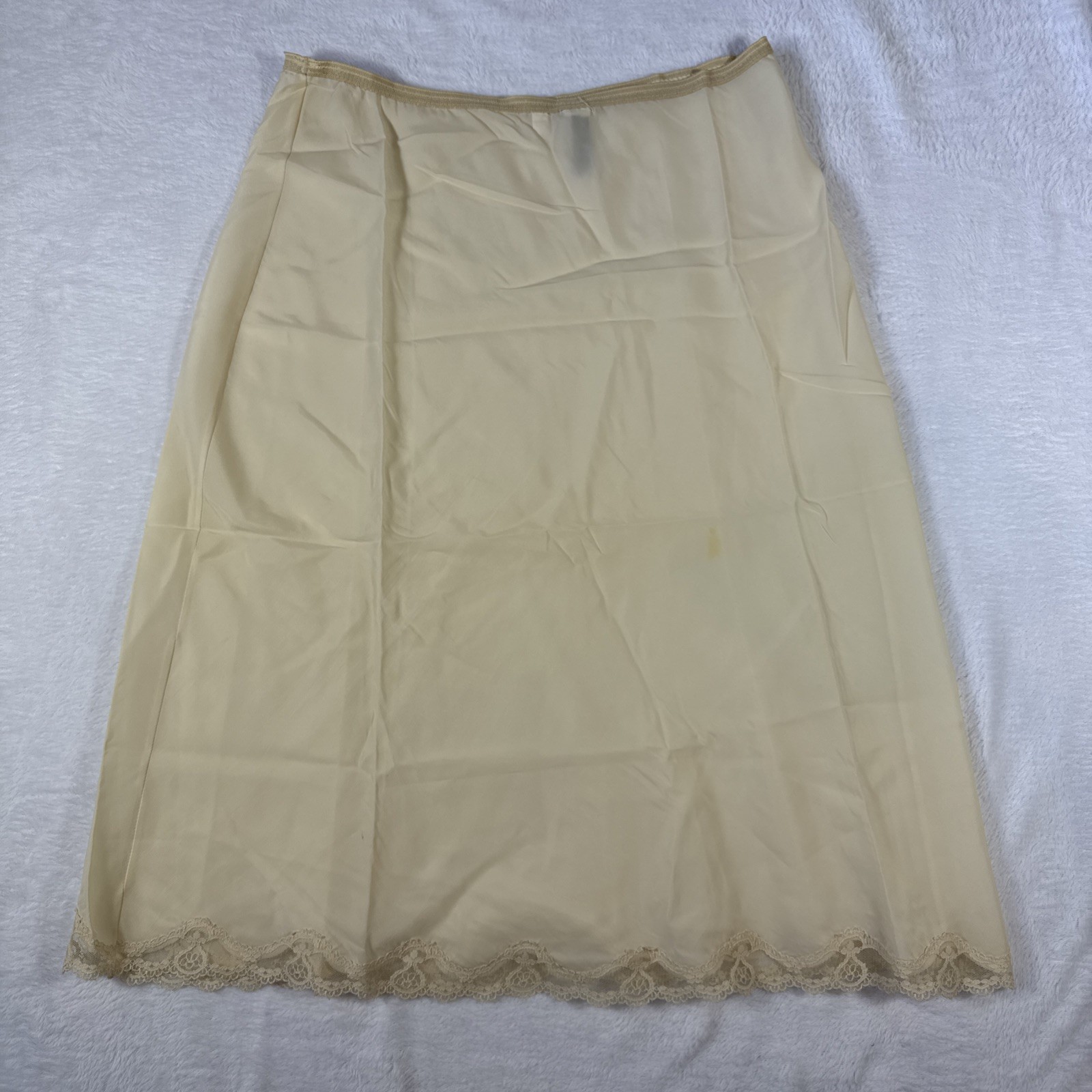 Lady Lynne Skirt Half Slip 70s 25″ Nylon Rayon Blend Scalloped Lace Trim VTG Med