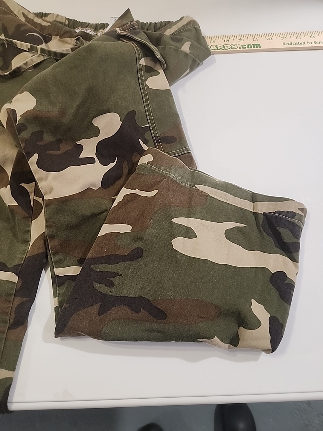 Vintage Beverly Hills B.H.D.C. Camouflage Drawstring Cargo Pants. Ladies Large