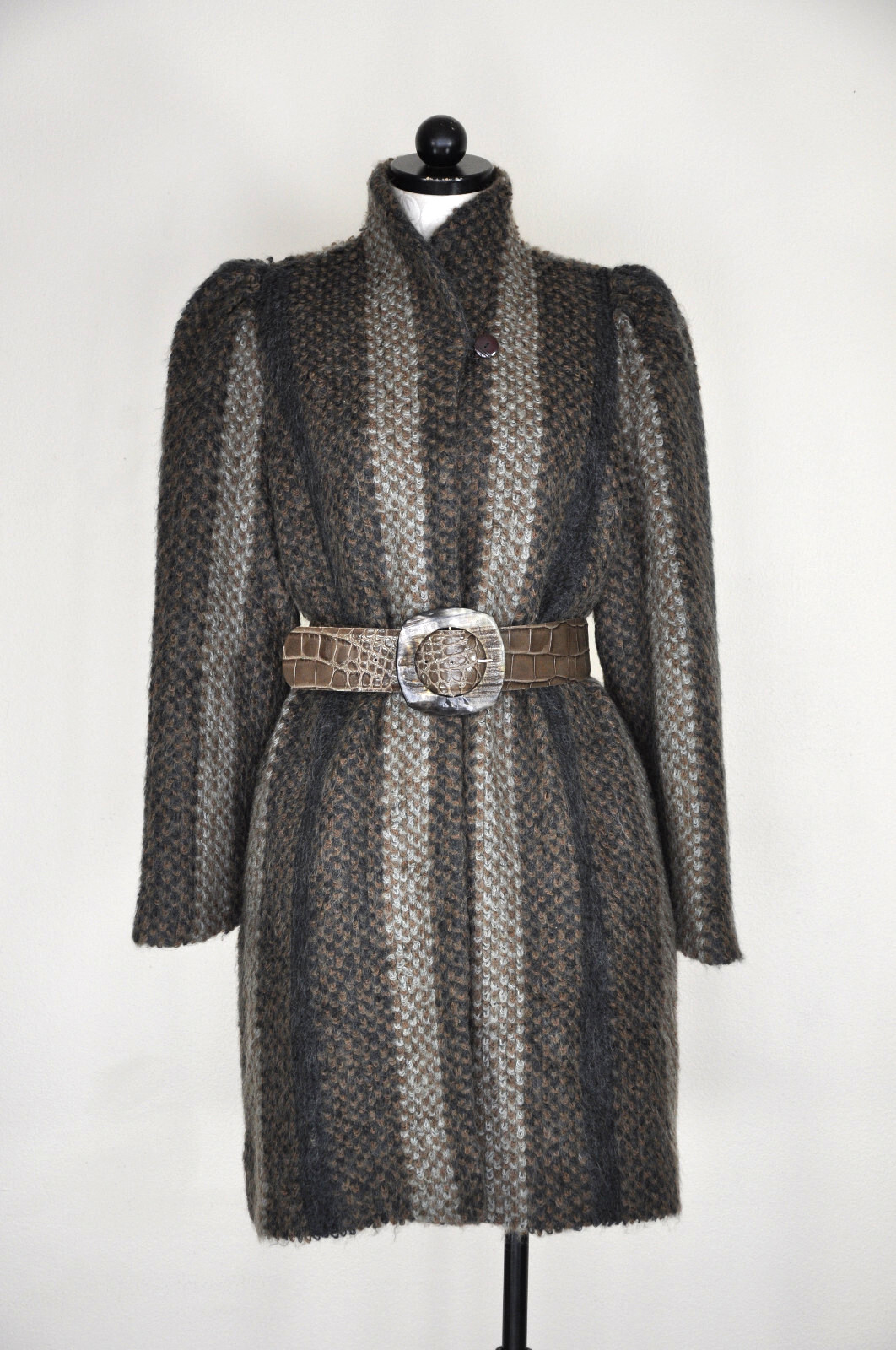 Vintage 80s Gray Wide Stripe Wool Boucle Loop Knit Puff Sleeve Wrap Coat Women M