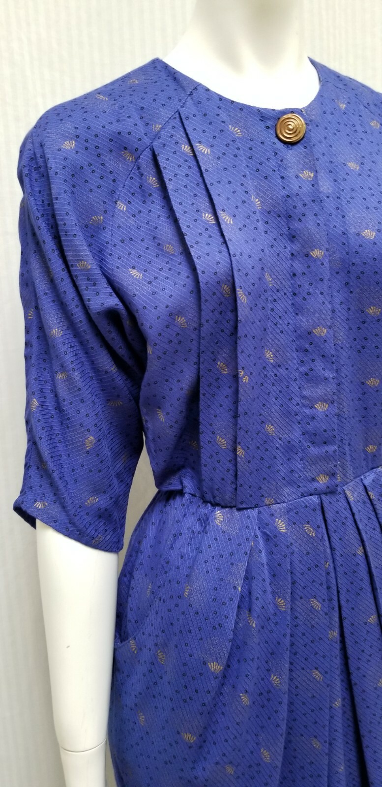 Vintage 80/90’s Positive Influence Purple Gold Print Rayon DRESS – Size S – EUC